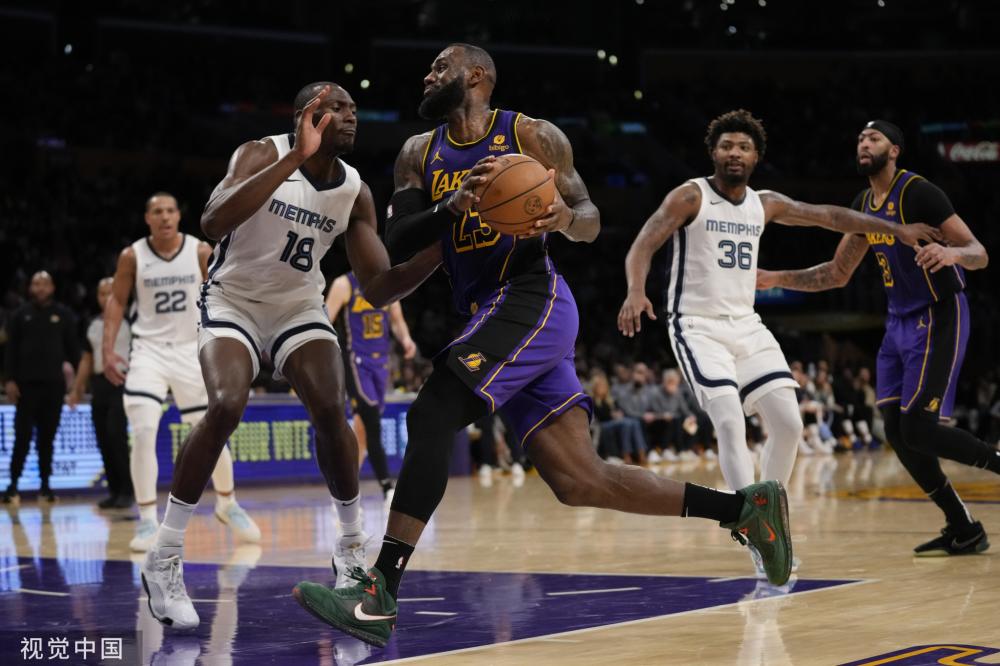 受伤的总是 受伤的总是