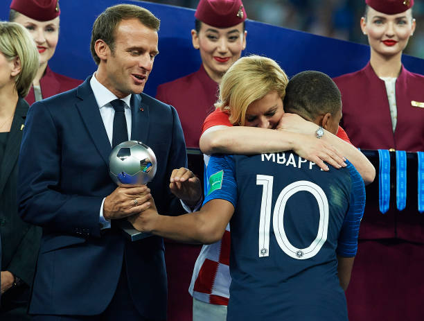 结束比赛 结束比赛