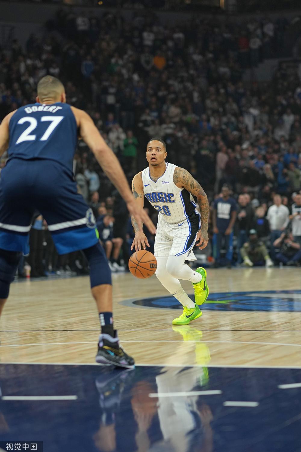 场比赛中调 场比赛中调